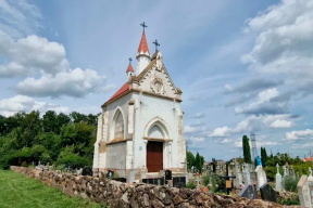 У капліцы пад Смаргонню панішчылі саркафагі і раскідалі чалавечыя парэшткі