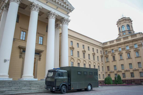 КГБ проводит активную кампанию по вербовке беларусов за рубежом