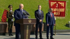 Лукашенко приехал на «Курган Славы» в День Независимости без одного из сыновей